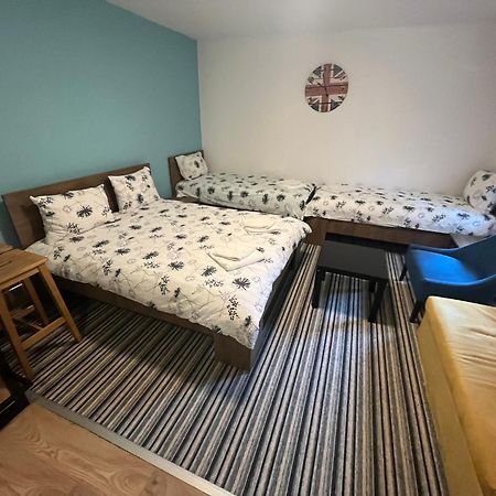 Apartments Music, Garden And Parking サラエヴォ エクステリア 写真