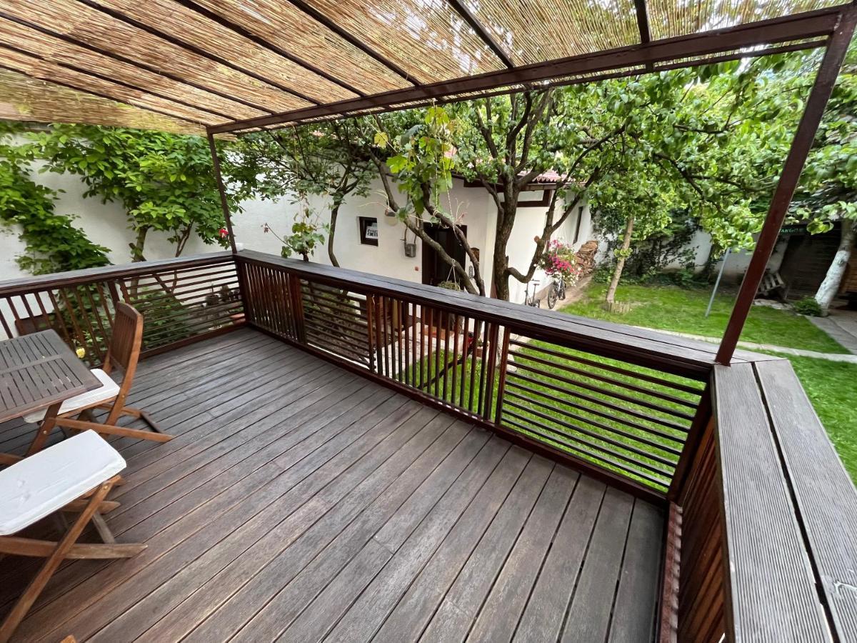 Apartments Music, Garden And Parking サラエヴォ エクステリア 写真