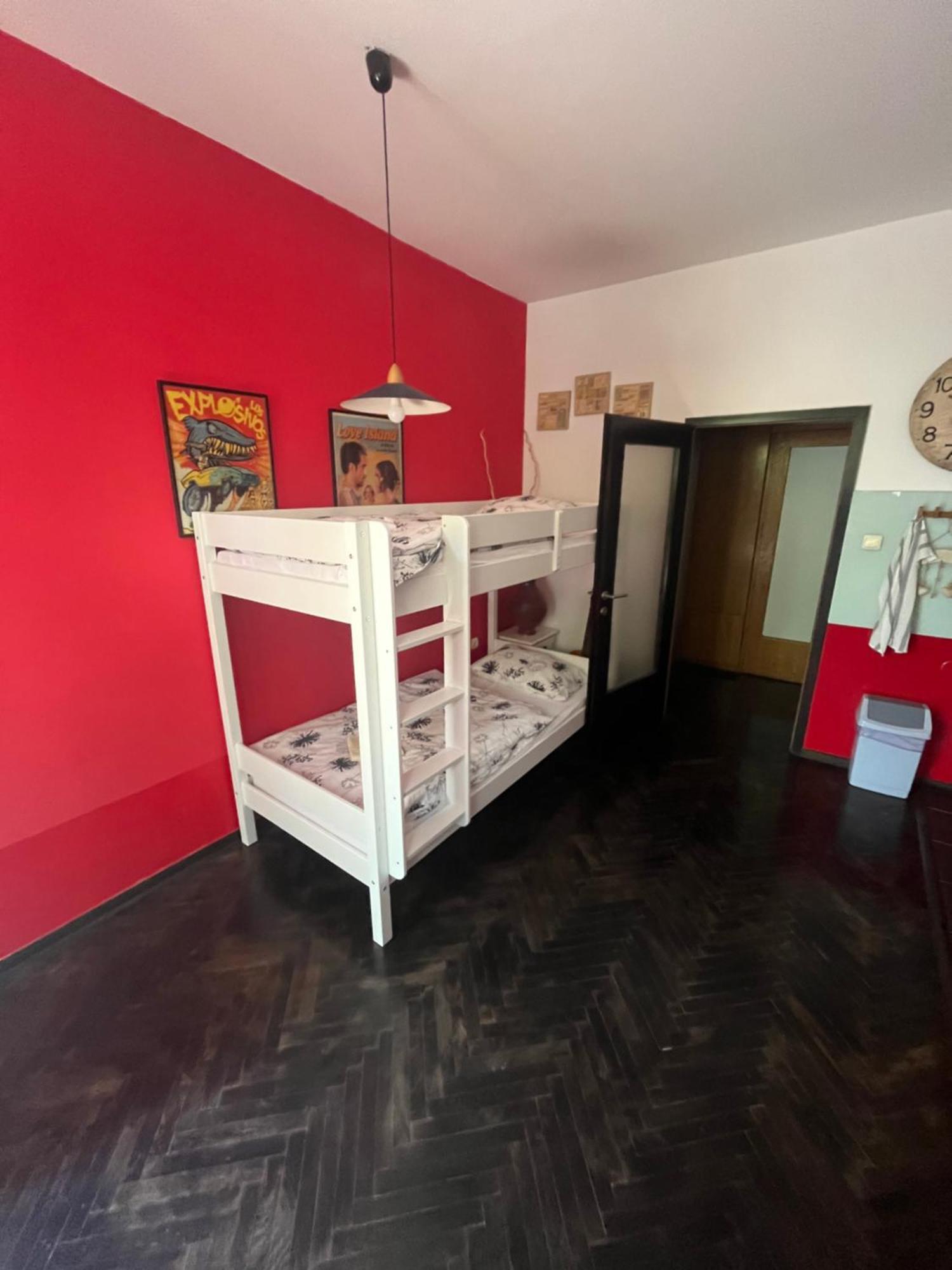 Apartments Music, Garden And Free Parking サラエヴォ エクステリア 写真